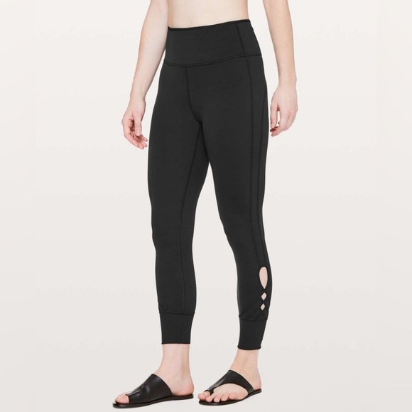 Lululemon Melodic Movement 7/8 Tight 25" - Picture 4 of 7